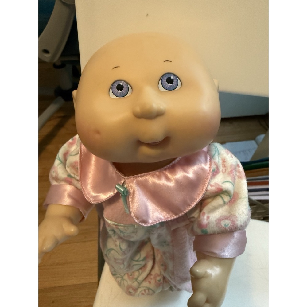 Cabbage Patch Doll  Babie  Vintage